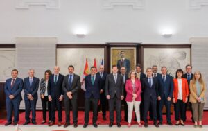 Lee más sobre el artículo Cluster FaCyL y la Junta de Castilla y León unen fuerzas para impulsar la competitividad y el desarrollo de la automoción y la movilidad de la comunidad